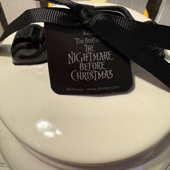 Disney Nightmare Before Christmas Black and White Ceramic Canister - Picture 4 of 6